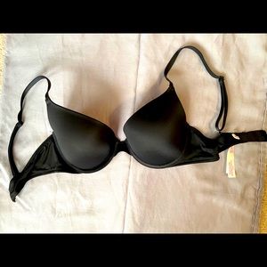 34 C Victoria secret “Pink”
